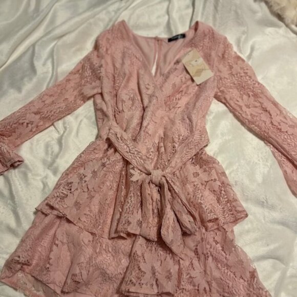NWT Women's Pink Lace Romper SZ SM - Picture 5 of 5